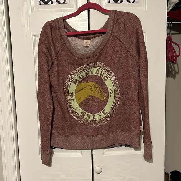 Off the shoulder sweater maroon with logo from Mossimo size XL - Picture 1 of 4